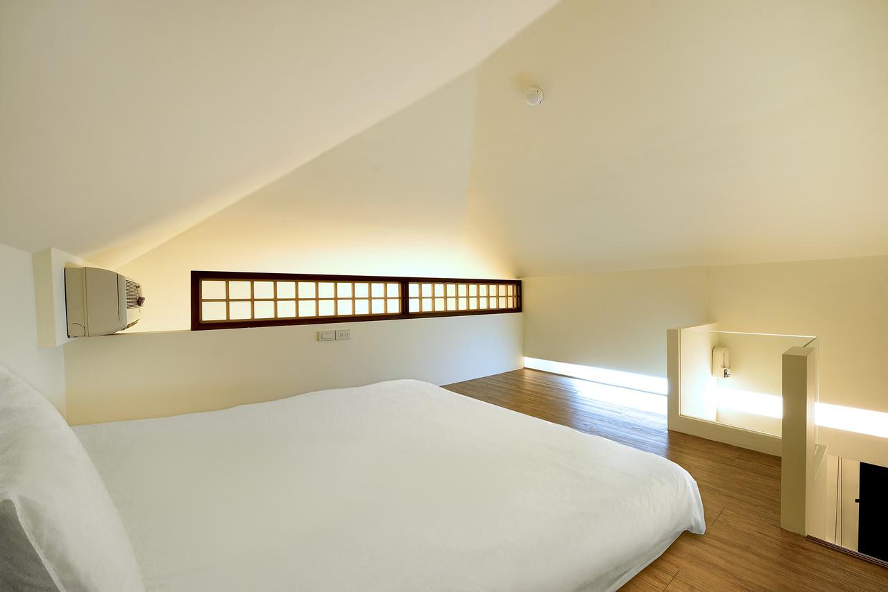 松語墅溫泉居 Pine Hot Spring Bed and Breakfast Jiaoxi Exteriör bild